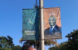 A MÃO ENFAIXADA E O CARTAZ: O QUE CHAPO ESTÁ A RESPONDER?