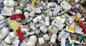 Operação desmantela circuito de venda ilegal de medicamentos em Nacala-Porto